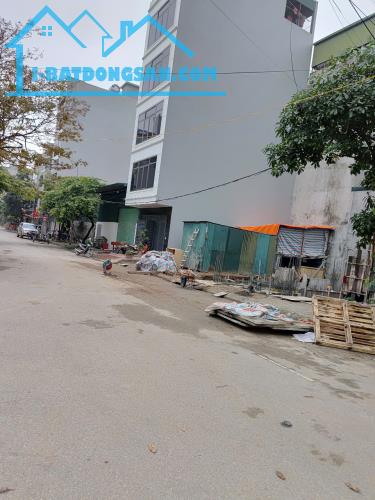 Siêu phẩm ô tô -vỉa hè-ô tô tránh-gần bến xe yên nghĩa,giá yêu thương đầu tư thì cực đỉnh - 2