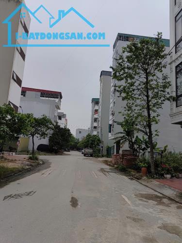 Siêu phẩm ô tô -vỉa hè-ô tô tránh-gần bến xe yên nghĩa,giá yêu thương đầu tư thì cực đỉnh - 1