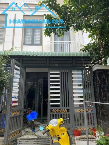 Bán gấp nhà đối diện Cánh Đồng Diều Tân Đức 2. Giá rẻ - 2