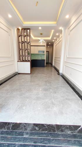 THẠCH BÀN – NHÀ 6 TẦNG MỚI TINH – OTO 4 CHỖ VÀO NHÀ – THANG MÁY XỊN – 7,2 TỶ!