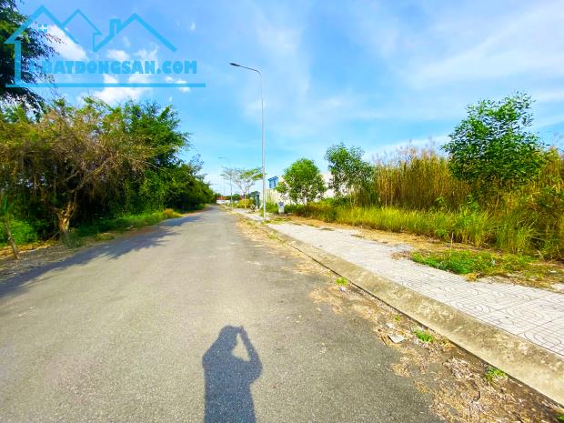 Chính chủ bán nhanh thu hồi vốn nền 6mx19m KDC Tân Đô
