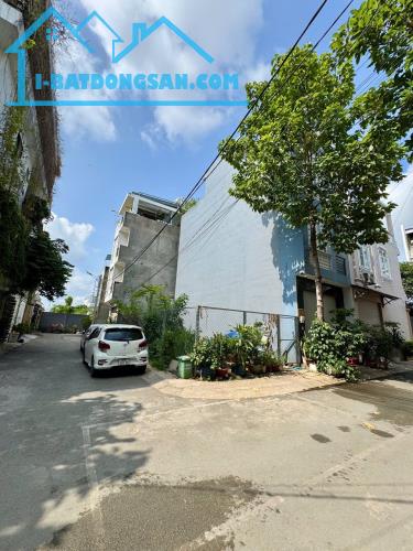 60m2 - 4 TẦNG - 4 PN - NGUYỄN DUY TRINH, P. PHÚ HỮU - Ô TÔ ĐỖ CỬA - 2