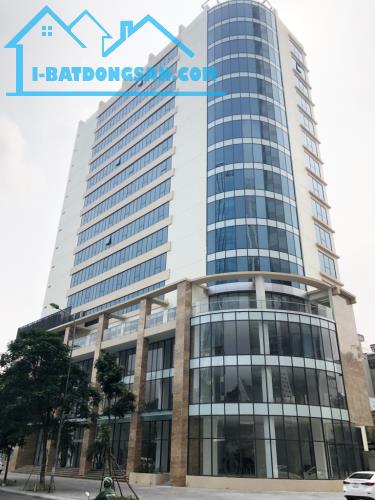 Bán Tòa Văn Phòng Mặt Phố Trường Chinh, Đống Đa DT 558m2, 11T, MT 16m. Giá Cực Rẻ