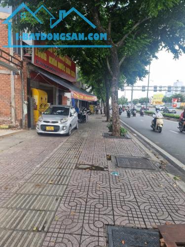 Bán lô đất thổ cư MT (ngang 10m) đường Phạm Văn Đồng P11,Q Bình Thạnh - 2