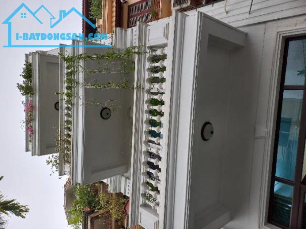 BÁN BIỆT THỰ 5 TẦNG – VỊ TRÍ ĐẮC ĐỊA – NGÕ 310 NGHI TÀM, TÂY HỒ – DIỆN TÍCH 100M² – GIÁ 17 - 5