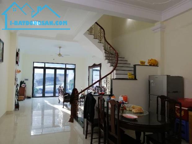 BÁN BIỆT THỰ 5 TẦNG – VỊ TRÍ ĐẮC ĐỊA – NGÕ 310 NGHI TÀM, TÂY HỒ – DIỆN TÍCH 100M² – GIÁ 17 - 2