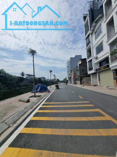 Bán nhà: Ngọc Hồi, 50m2, 3 tầng, dân xây chắc chắn, gần Bến xe nước ngầm. Hơn 5 tỷ - 1
