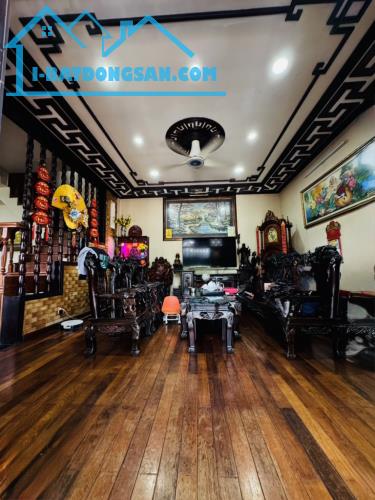 BIỆT THỰ GỖ LIM - TRUNG TÂM XA HOA QUẬN 6 NGAY BÌNH PHÚ  - ĐẲNG CẤP THƯỢNG LƯU. - 3