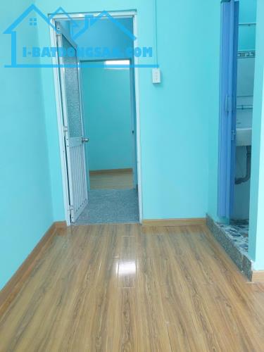 ***Chỉ 4.1Tỷ Nhà HXH,15M Ra Mặt Tiền VÕ VĂN KIỆT,39M,2TẦNG 2PN,ĐỦ NỘI THẤT