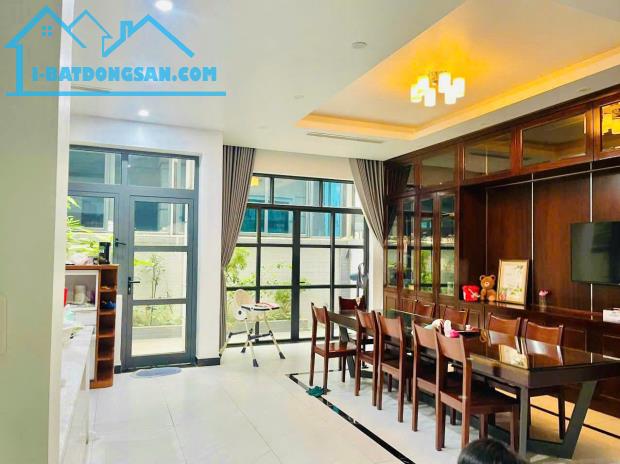 Mrs Tâm BÁN CĂN SONG LẬP PARIS 200M2 THƯỢNG LÝ, HỒNG BÀNG, HẢI PHÒNG. 27,5 tỷ - 1