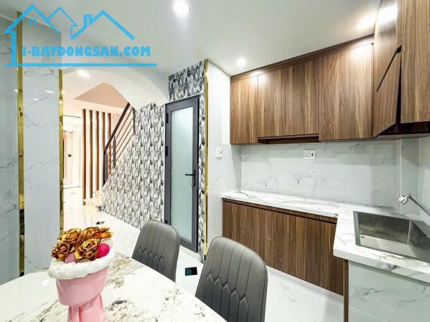 MỚI ĐẸP CHÍNH CHỦ - HOÀN CÔNG ĐỦ - DT 39M2 ,4TẦNG ĐÚC VỚI 5PN ,4WC - HUỲNH VĂN BÁNH - LÊ V - 3