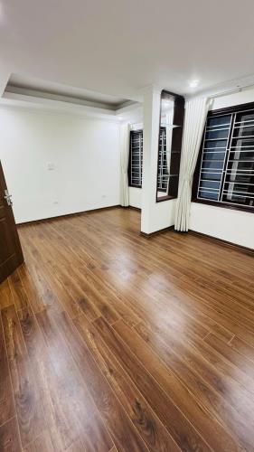 LA THÀNH - NGỌC KHÁNH - NGÕ THÔNG - KD - 2 THOÁNG - 32M² x 5T - MT 6M - GIÁ 7.X TỶ - 3