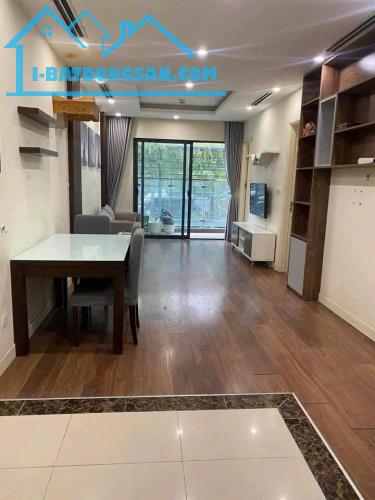 Bán gấp căn hô chung cư ngõ 28 Xuân La quận Tây Hồ - 86m2 ( 3PN) – giá chỉ 6,x  tỷ.