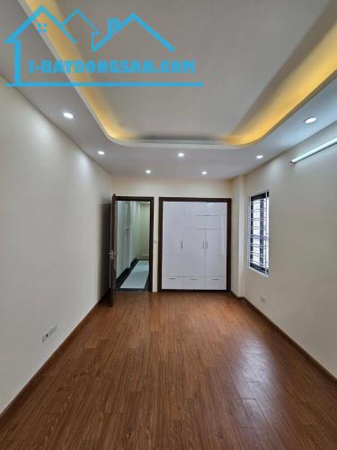 NHỈNH 6 TỈ CÓ NGAY 1 CĂN 5 TẦNG Ở NGỌC LÂM, LONG BIÊN - VỊ TRÍ VIP, 15M RA NGÕ Ô TÔ TRÁNH - 2