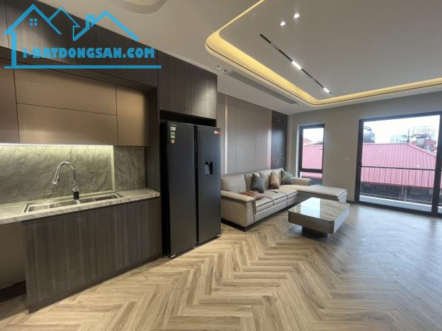 Siêu hiếm!Nhà đẹp mặt ngõ Ngọc Thụy,KD đỉnh,50M,6 tầng thang máy,gara ô tô.Hơn 13 tỷ - 2