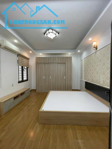 Chính chủ bán nhà gần đường ô tô Vạn Phúc 30m 5T, mặt tiền rộng, để lại nội thất 300 triệu - 3