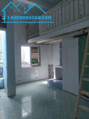 BÁN GẤP NHÀ SHR. DT KHỦNG: 183 M2 CÓ 8 P TRỌ.CHỈ 6.5 TỶ Đ. CHUYÊN DÙNG 9.KẾ  PMH.B QUẬN 7