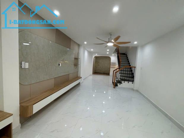 Giáp Mặt tiền 5 Tầng - 52m2  – 4PN 5 Tolet - $ 6,6 Tỷ , TK Hiện đại – Nở hậu - 1