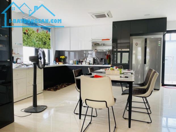 Bán Biệt Thự 1 Hầm 4 Tầng 145m2(10mx14,5m) Có Thang Máy-Đường Nguyễn Hoàng-An Phú,Quận 2. - 2