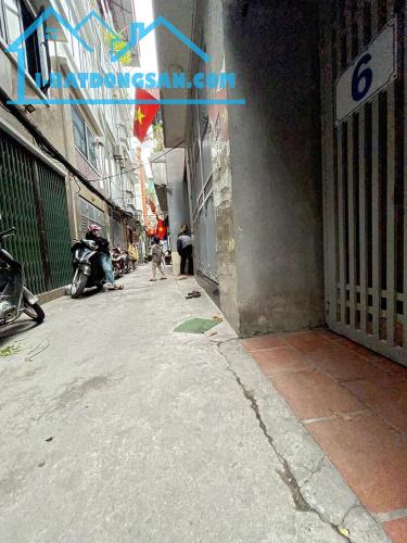 Tin Được Không???Nhà Định Công 52m2x5T-Ô Tô Đỗ Cổng-Chỉ 6.5 TỶ.