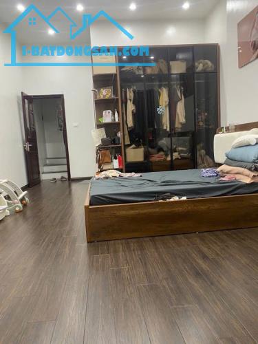 Nhà dân mới xây 5 tầng, ô tô qua nhà, gần ngay Nguyễn Trãi - Ngã Tư Sở - 2