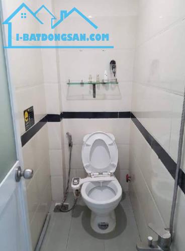Đường Phan Đăng Lưu, Phú Nhuận Nhà 3Tầng - 35m2 (5P ngủ) - Hẻm 4m - Giá chỉ 4.5tỷ