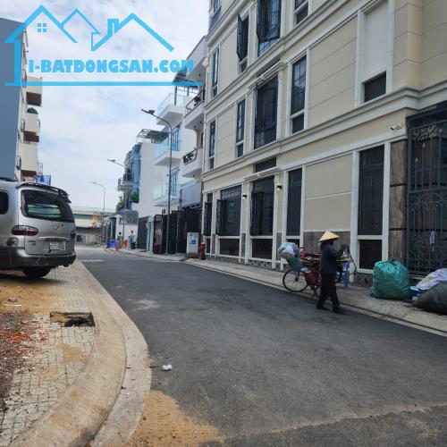 BÁN NHÀ QUỐC LỘ 13 PHƯỜNG HIỆP BÌNH PHƯỚC 63M2 NHỈNH 4 TỶ