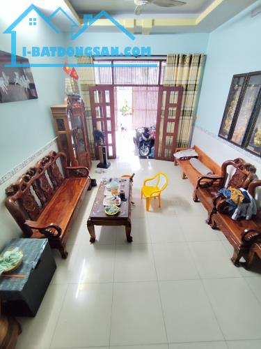 Bán Nhà Hẻm 10M Thông, Thoại Ngọc Hầu,Tân Phú, 68M2, 3 Tầng, Nhỉnh 7 Tỷ