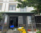 Bán gấp nhà đối diện Cánh Đồng Diều Tân Đức 2. Giá rẻ