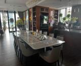 Hạ giá bán nhanh Mặt phố Hào Nam giá 31 tỷ, 73m2, MT 5m, Hè rộng.
