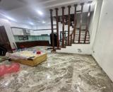 Bán Nhà Ngọc Lâm, Long Biên 33m2, 5T, chỉ 7,75 tỷ (Lô góc, ô tô đỗ cửa)