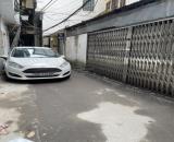 BÁN  NHÀ.Chính chủ cần bán.bán NR đẹp tại Đội Cấn, 10,9 tỷ, 70m2. Gần ô tô gần phố. Tiện í