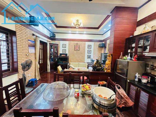 NGUYỄN TRÃI TRUNG TÂM QUẬN 72M CHỈ 11 TỶ, MẶT TIỀN QUYỀN LỰC - NGÕ ĐẸP - GẦN PHỐ - GẦN Ô - 2
