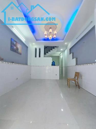 Nhà 3 Tầng Btct - 60m2 - Đường 6m Thông - Sát MT Đường Nguyễn Duy Trinh, Quận 9  -chỉ