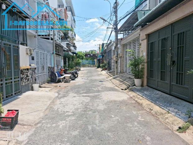 Bán đất thổ cư - Hẻm 274 Nguyễn Văn Tạo, Long Thới - Giá 3.9 tỷ - 3