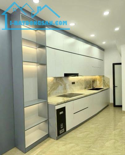 SIÊU PHẨM NHÀ ĐẸP -DT 35m² x5T– Ô TÔ ĐỖ CỬA , giá chỉ 6.9 tỷ - 3
