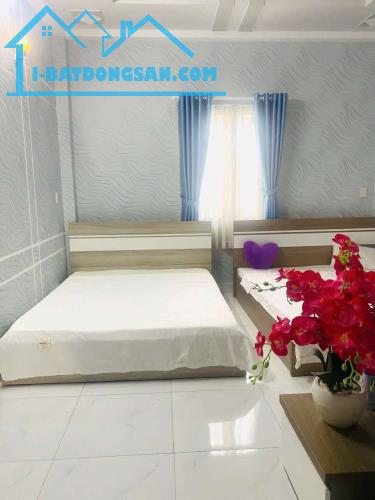 SIÊU PHẨM NHÀ PHỐ, 90M2- 4 TẦNG-HUỲNH THỊ HAI, QUẬN 12- Ô TÔ NGỦ TRONG NHÀ, CHỈ NHỈNH 5 TỶ - 2