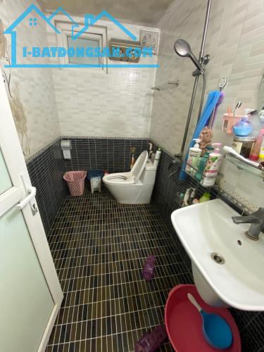 CẦN BÁN GẤP Nhà Yên Bình, Văn Quán, ngõ thông, ô tô dừng đỗ, 70m2, 4 tầng, giá chỉ 18 tỷ