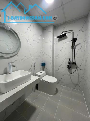 Nhà Tứ Hiệp, Thanh Trì, thang máy, ô tô đỗ, Diện tích 36m2*6 tầng, Giá 7.4 tỷ