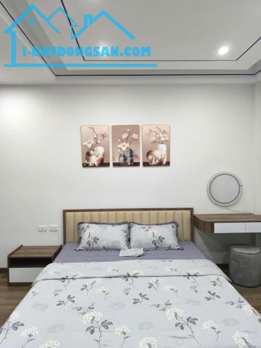 NHÀ MỚI PHỐ GIA THƯỢNG, CHỦ XÂY TÂM HUYẾT 47M, 5T, GIÁ NHỈNH 6 TỶ.