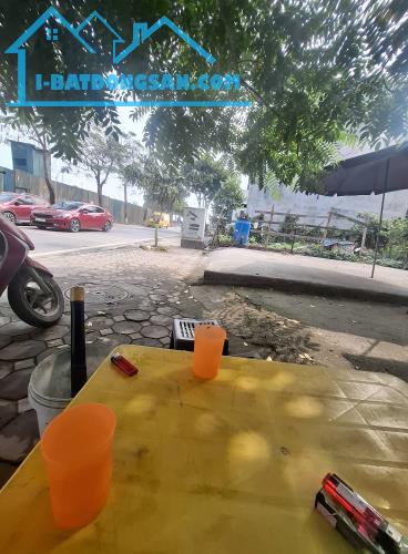 Duy nhất 1 lô. Nhỉnh 4t. Đất phúc lợi 36m x 4m, vuông đẹp chỉ 1 nhà ra oto. LH 0936123469 - 2
