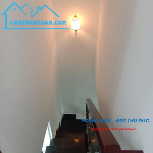 Bán Gấp Nhà Mặt Phố Liền Kề Nguyễn Duy Trinh, Quận 2 _ Mặt Tiền Kinh Doanh Nở Hậu Tài Lộc - 1