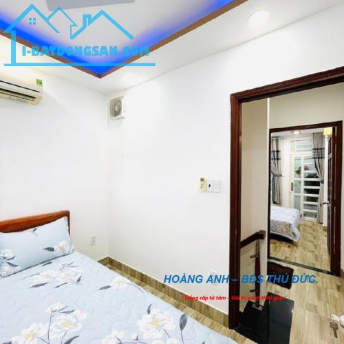 Bán Gấp Nhà Mặt Phố Liền Kề Nguyễn Duy Trinh, Quận 2 _ Mặt Tiền Kinh Doanh Nở Hậu Tài Lộc - 4