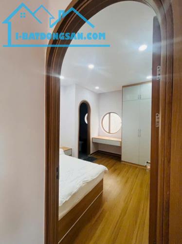 Nhỉnh 4 tỷ- Siêu phẩm Bình Thạnh- Giáp Q1-42m2-3pn - 2