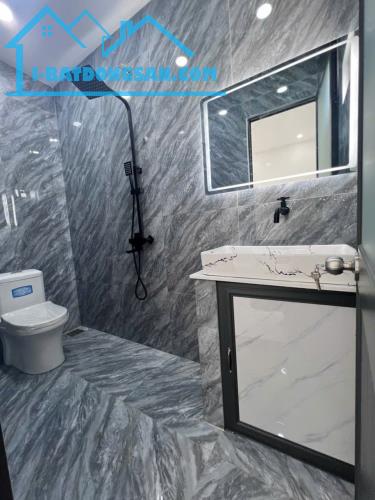 Bán nhà Diên Sơn mới xây 3 phòng ngủ có sân đỗ oto gần Đồng Khởi - 5