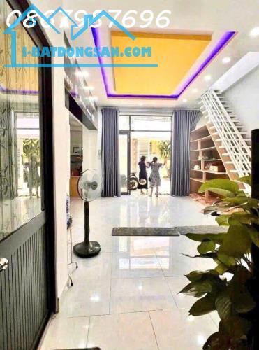 BÁN NHÀ 2 TẦNG HẺM BÙI THỊ XUÂN – PHƯỚC TIẾN, TRUNG TÂM NHA TRANG – SỔ HỒNG HOÀN CÔNG - 1