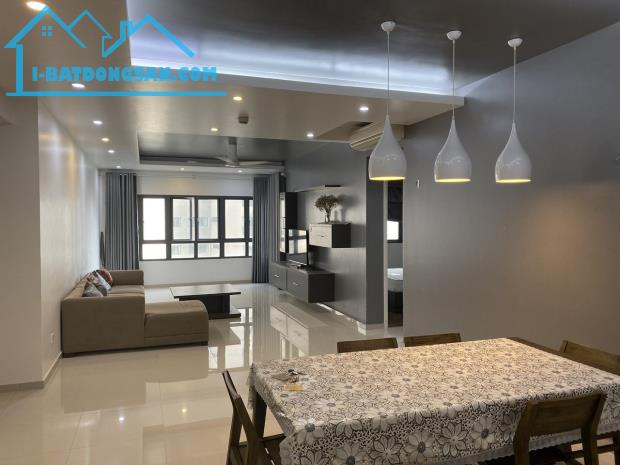 Cần bán căn tòa B Mulberry Lane 2PN+ rộng rãi, bc Đông Nam