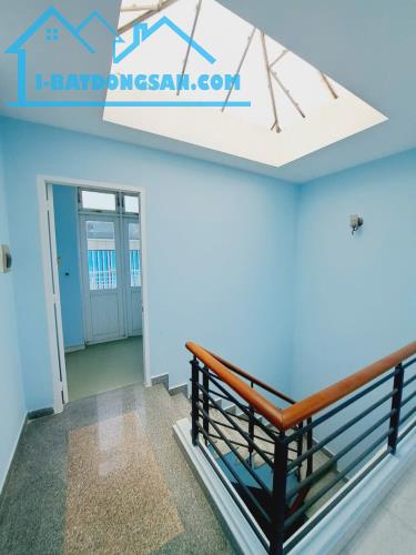 Siêu Phẩm nhà đường số 8 Lê Văn Quới hẻm 6m thông 44m2,4 Tầng Nhỉnh 5 tỷ
