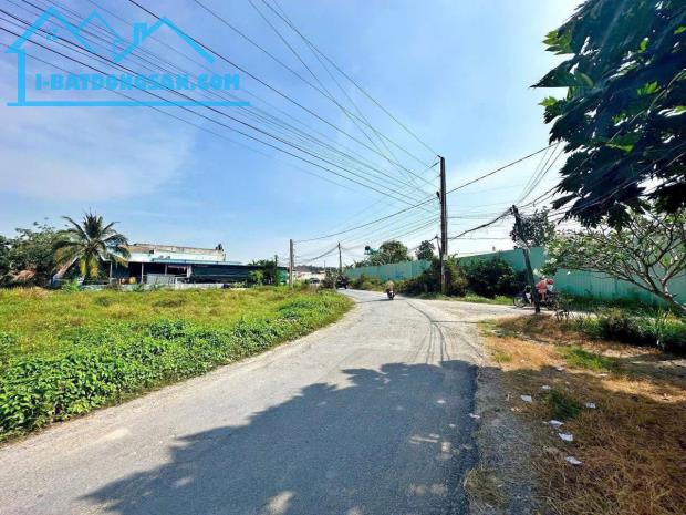 CẦN BÁN GẤP NỀN ĐẤT MẶT TIỀN GIÁ RẺ,185M2 FULL THỔ CƯ,CÔNG CHỨNG NHANH