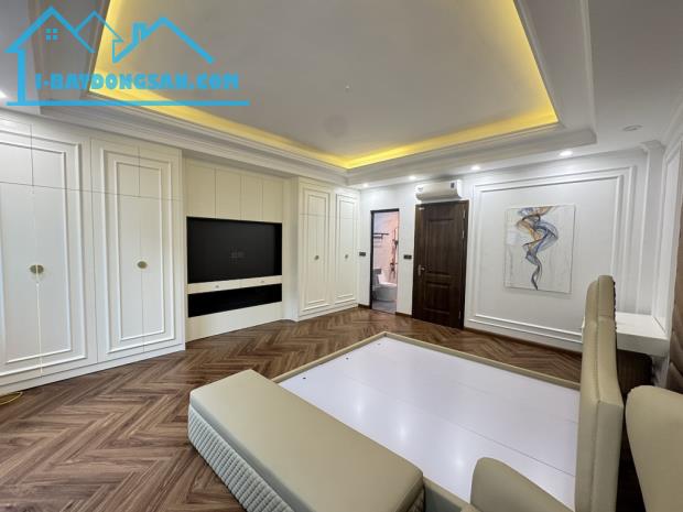 SIÊU PHẢM 6 TẦNG THANG MÁY, MỚI TINH - 70m2, Nguyễn Văn Cừ - đủ nội thất - giá 12 tỷ hơn - 2